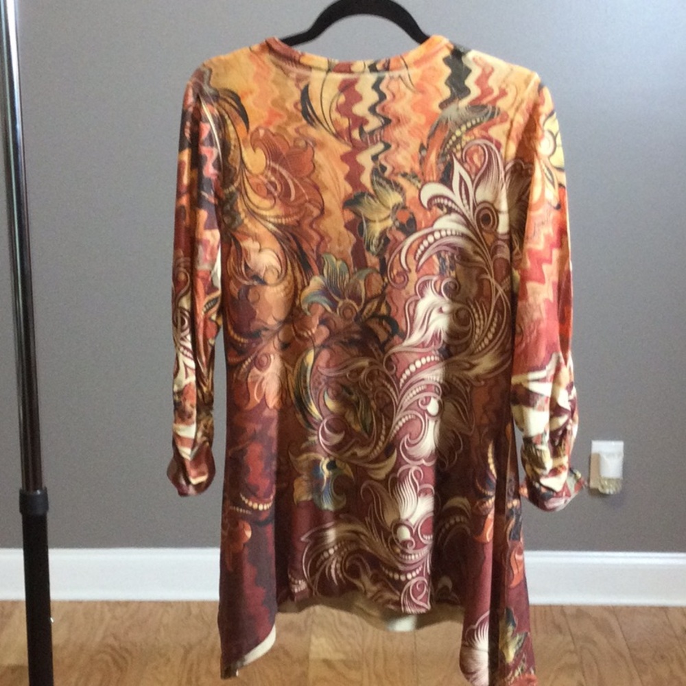 NWT L Roz & Ali Multicolor Floral-Print Long Sleeve Sharkbite Tunic - Rust - Picture 2 of 16